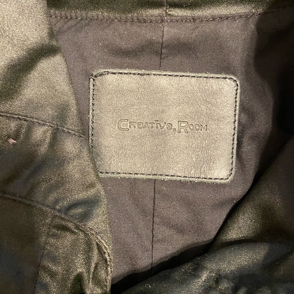 Creative Room Jacket - Picture 4 of 8